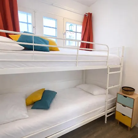 Renove 1er Etage, Proche Et Commerces, Sur - Fr-1-22-334 Апартаменты