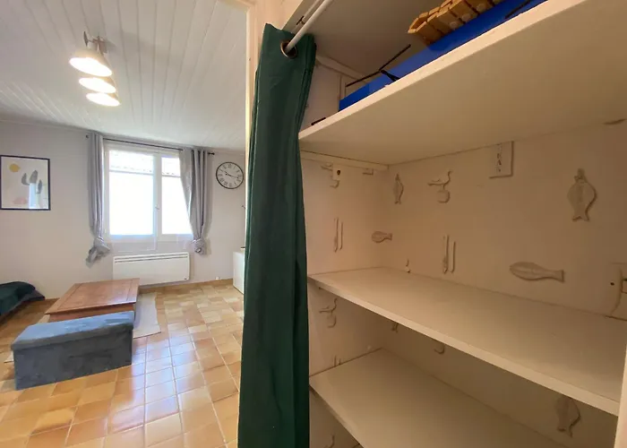 Apartment Renove 1er Etage, Proche Et Commerces, Sur - Fr-1-22-334 La Tranche-sur-Mer