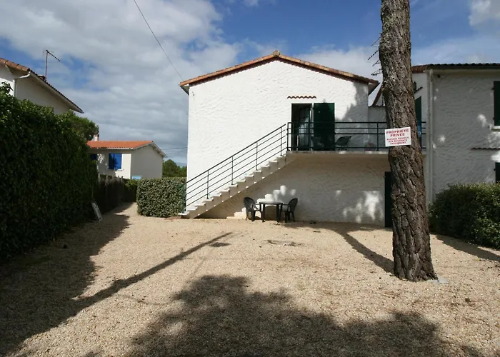 Renove 1er Etage, Proche Et Commerces, Sur - Fr-1-22-334 Apartment *